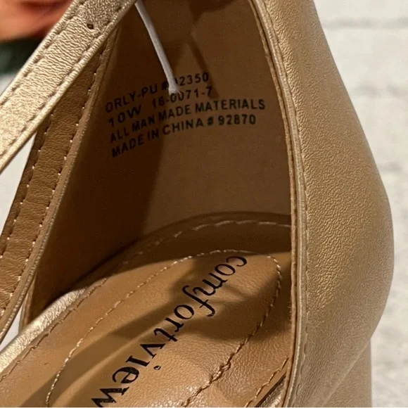 COMFORTVIEW The Orly Sandal Gold Strappy Sandals Low Heel- Size 10W - Picture 9 of 11